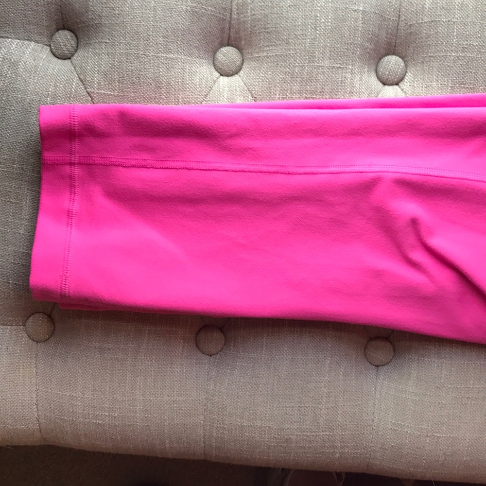 Under Armour Hot Pink Workout Pants Crops Medium - Picture 5 of 6